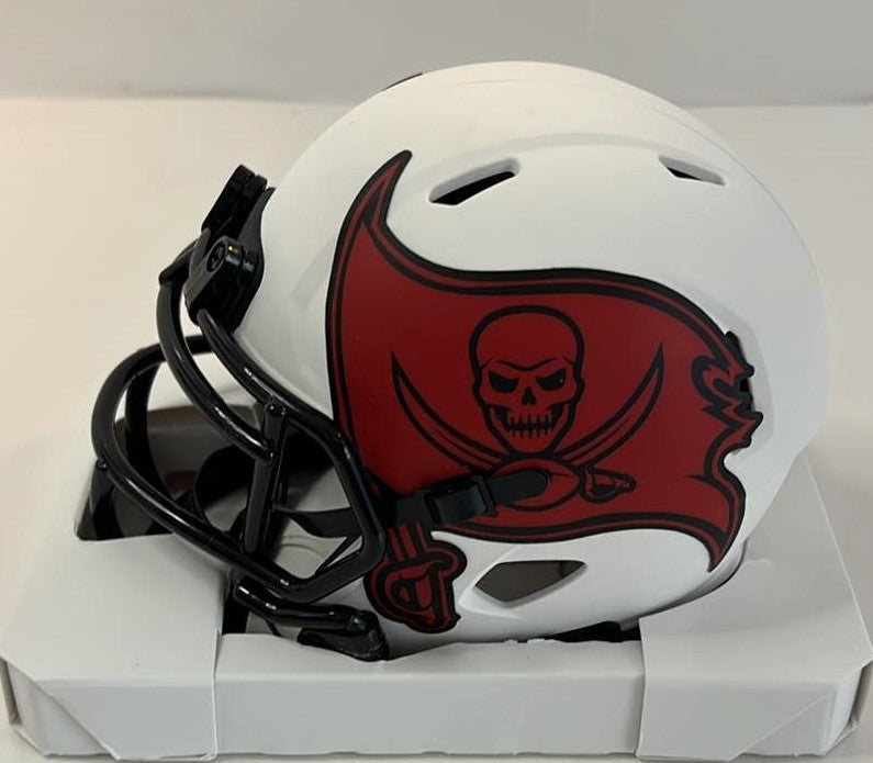 Derrick Brooks Signed Speed Lunar Mini Helmet Tampa Bay Buccaneers Beckett Cert