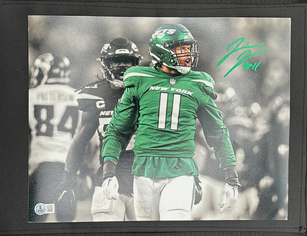 Jermaine Johnson Signed 11x14 Strut Photo New York Jets Beckett Cert