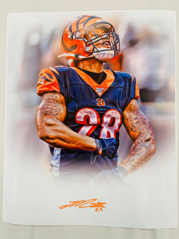 Joe Mixon Signed 16x22 Flexing Photo Cincinnati Bengals